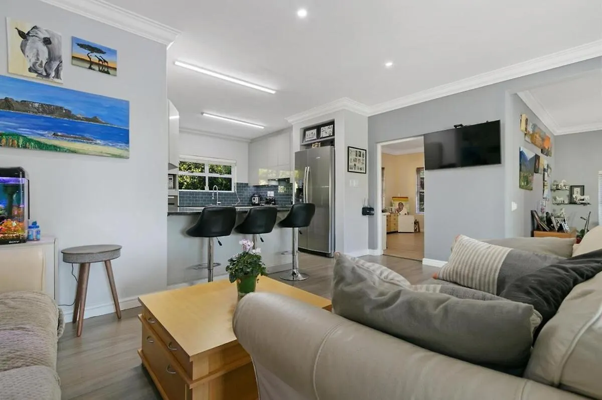 4 Bedroom Family Home, Silvertree Estate, Tokai Westlake