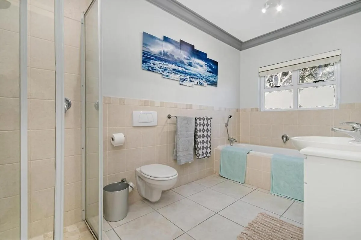 4 Bedroom Family Home, Silvertree Estate, Tokai Westlake Σπίτι διακοπών